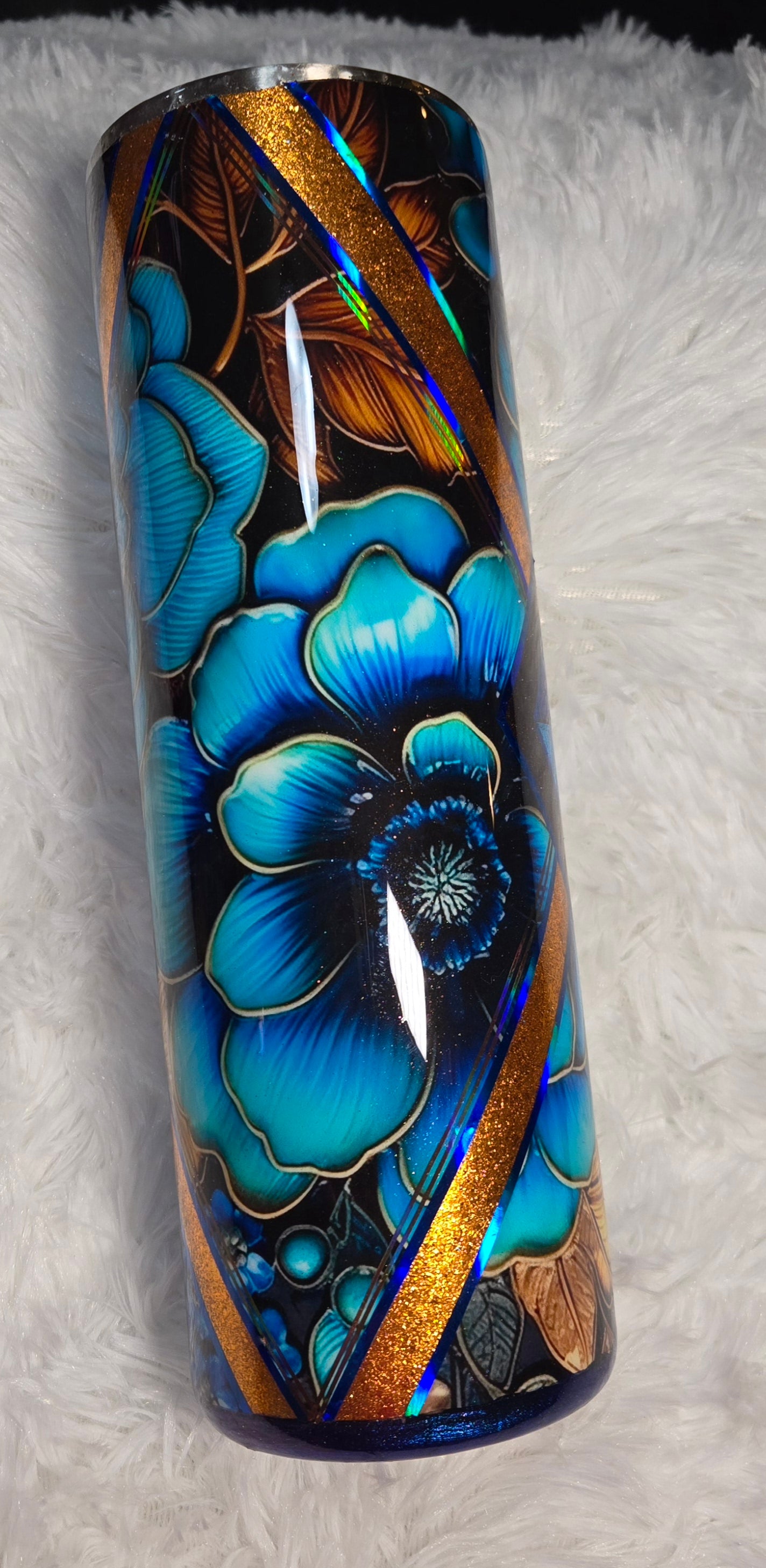 30 Oz Blue Floral Hiding 32